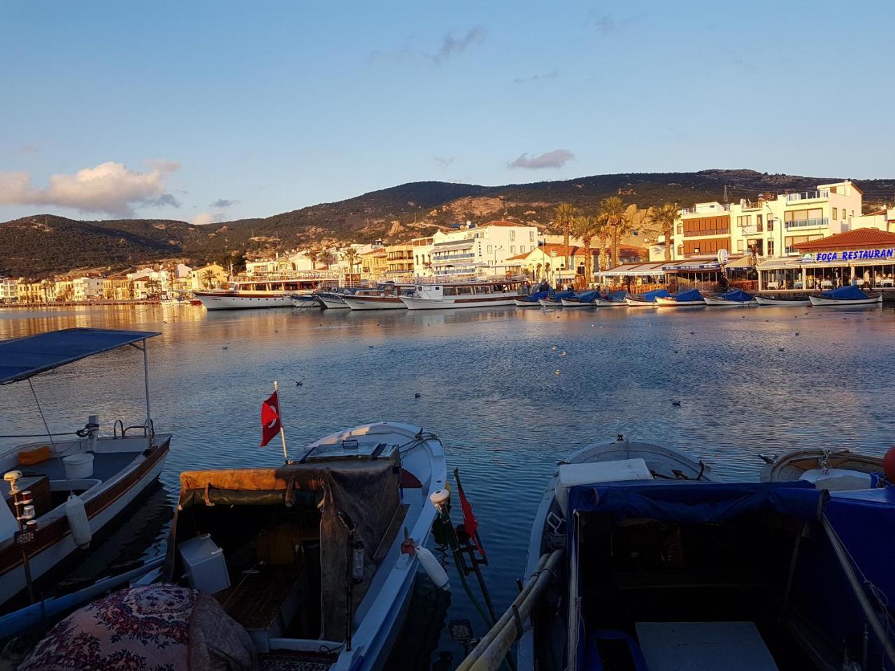Limon Pansiyon Foca Exterior photo